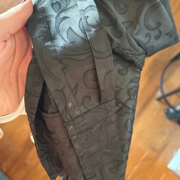 ZEROYAA Men’s Black Satin Paisley Dress Shirt – Size M - Picture 4 of 5